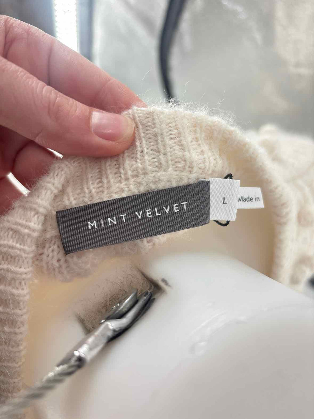 Size L Ivory Knit Sweater