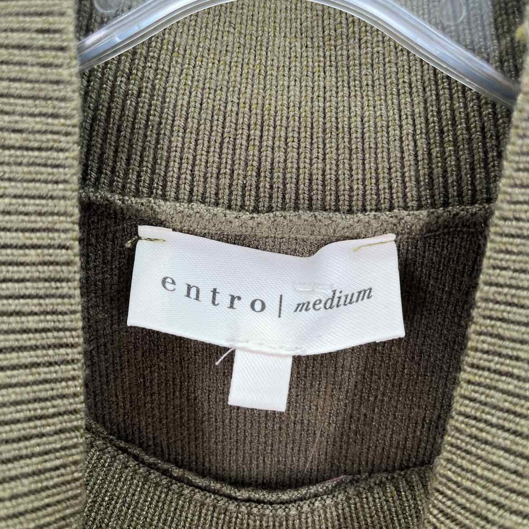 Size M ENTRO Olive Sweater
