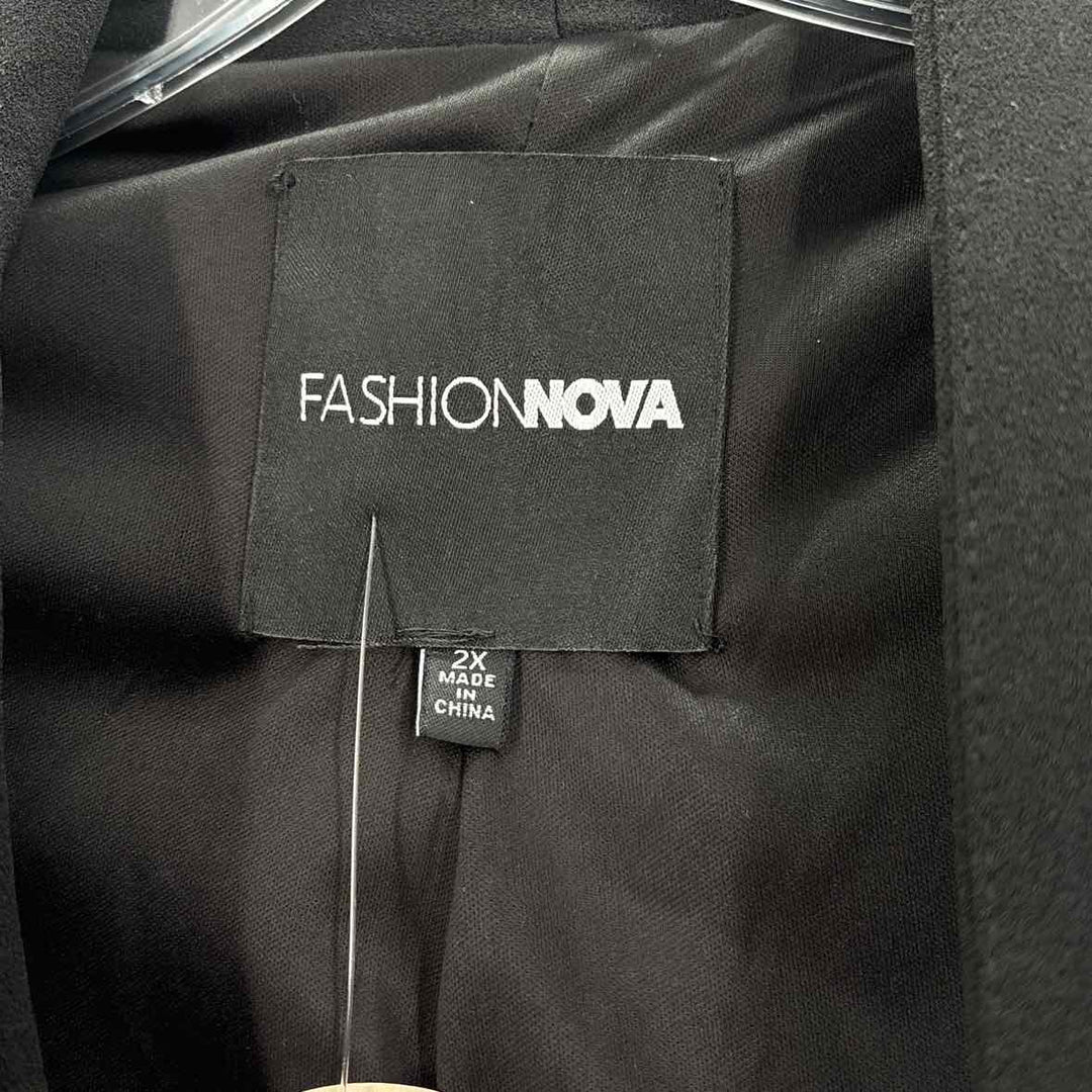 Size 2X FASHION NOVA Black Jacket