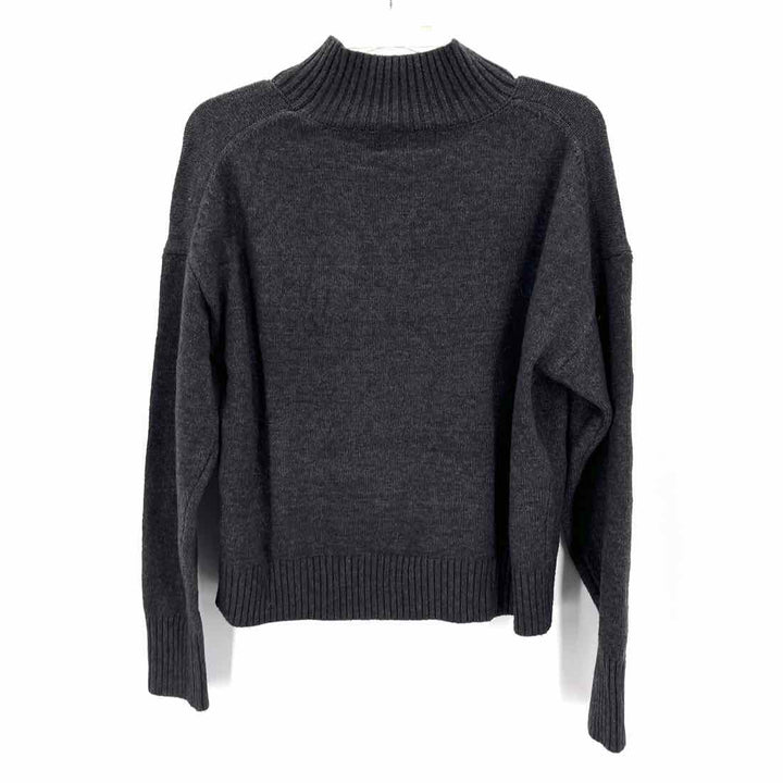 Size L Gray Sweater