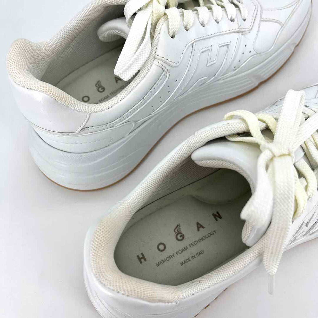 Shoe Size 35.5 White Leather Sneakers