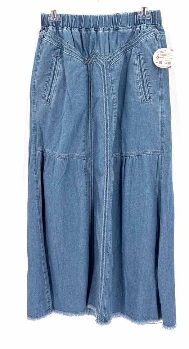 Size M Light Blue Denim Dress