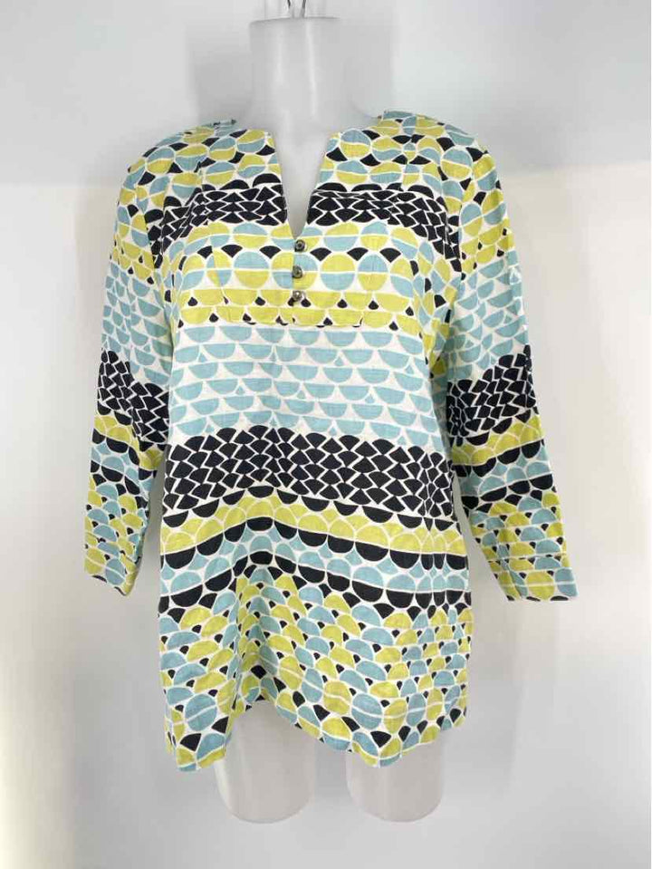 Size L Multi-Color Shirt