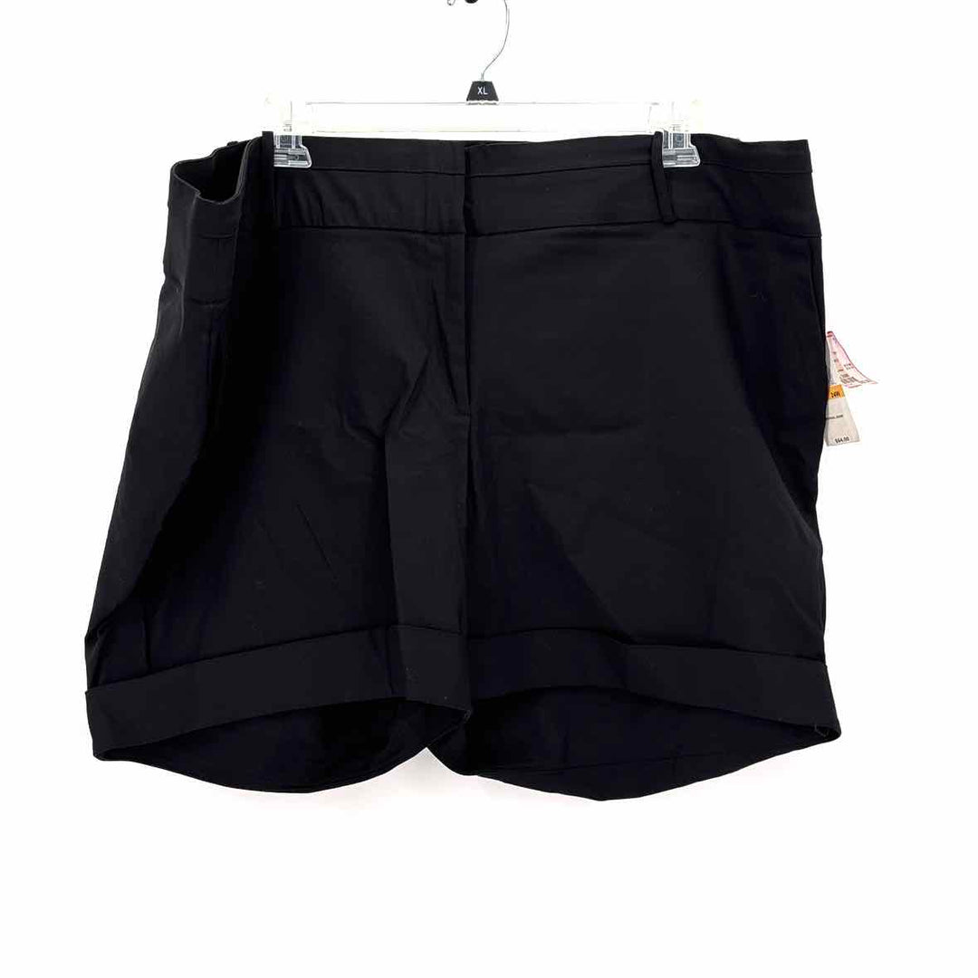 Size 24W Black Shorts