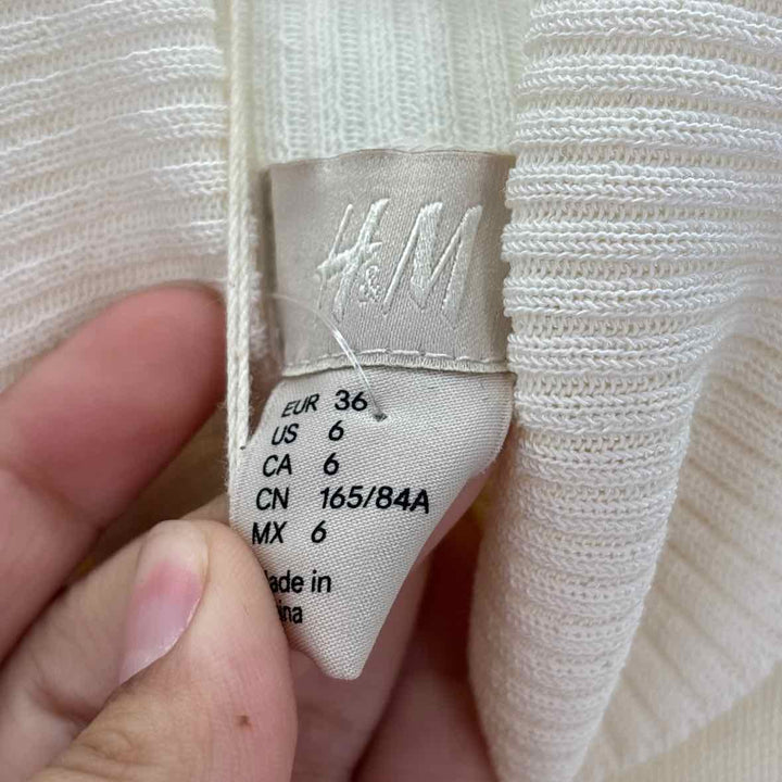 Size 6 H&M Ivory Knit Sweater