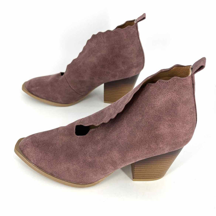 Shoe Size 6 QUPID Mauve Boots