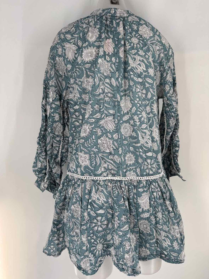Size M/L Teal Shirt
