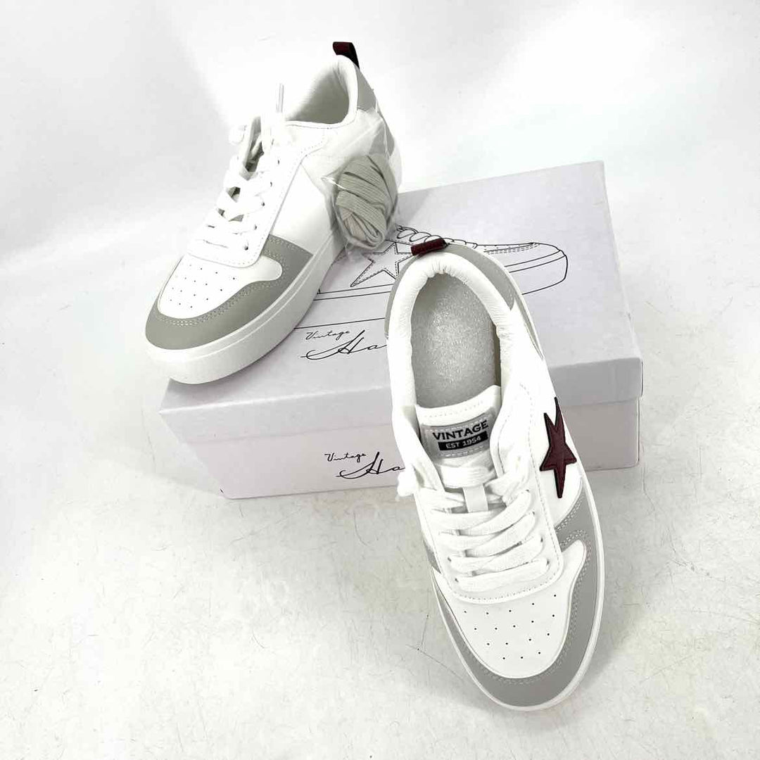 Shoe Size 7.5 Havaianas White Leather Sneakers
