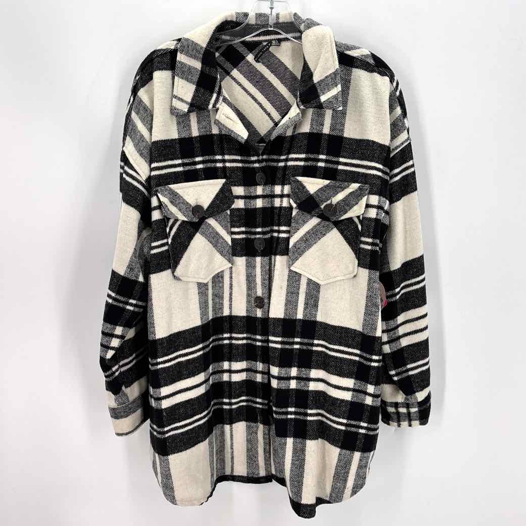 Size XL White Flannel Jacket