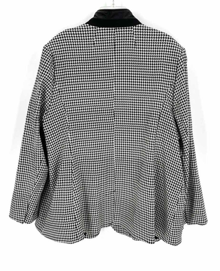 Size 28 LANE BRYANT Black Jacket