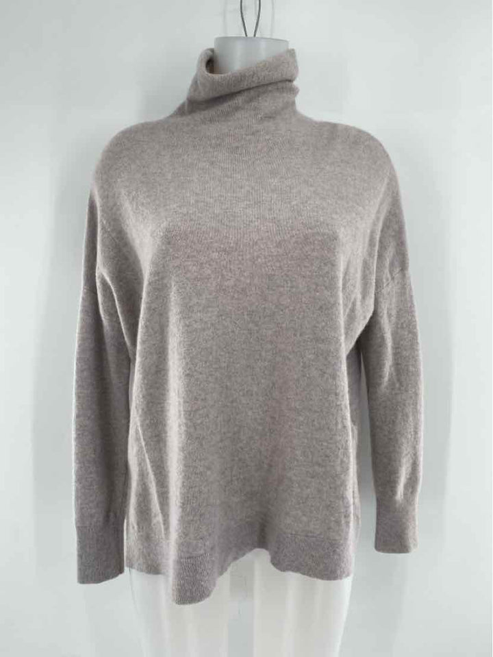 Size S CLUB MONACO Gray Sweater
