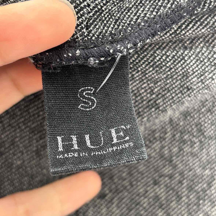 Size S HUE Black Print Pants
