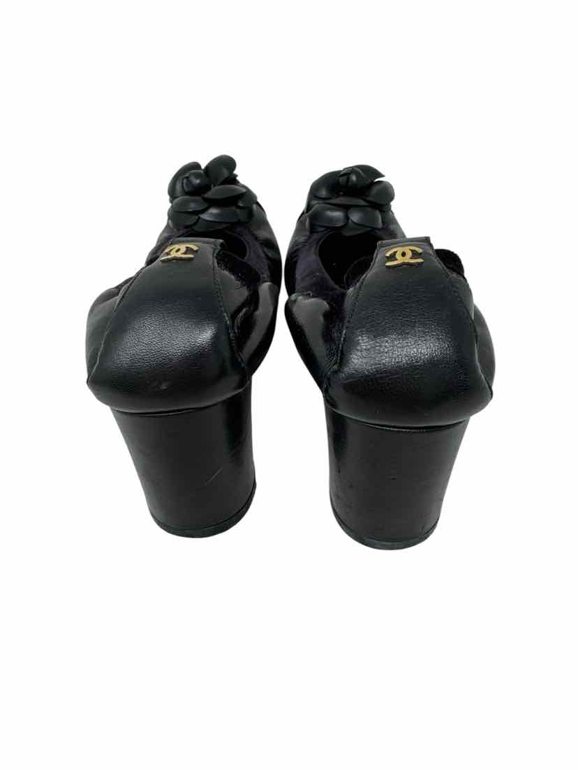 Shoe Size 38.5 Chanel Black Leather Luxury - Pumps