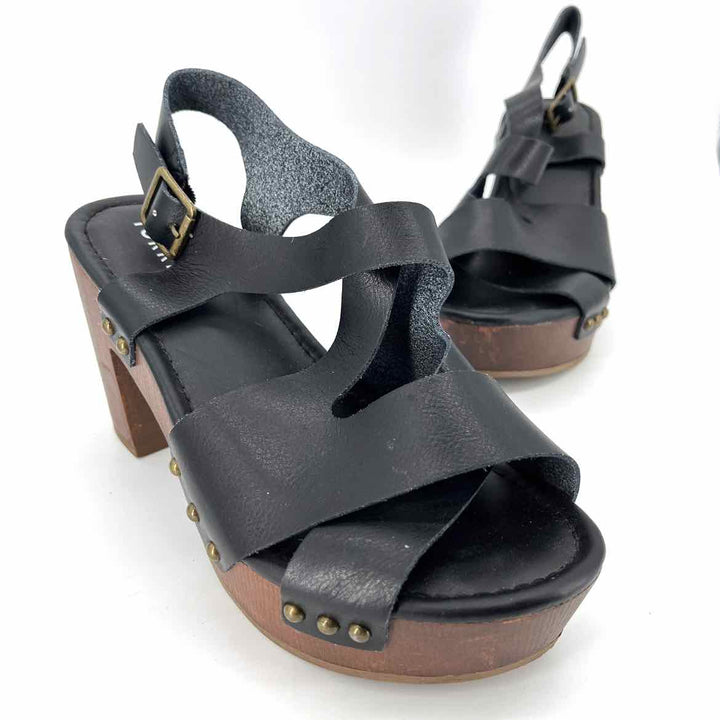 Shoe Size 7.5 Torrid Black Heels