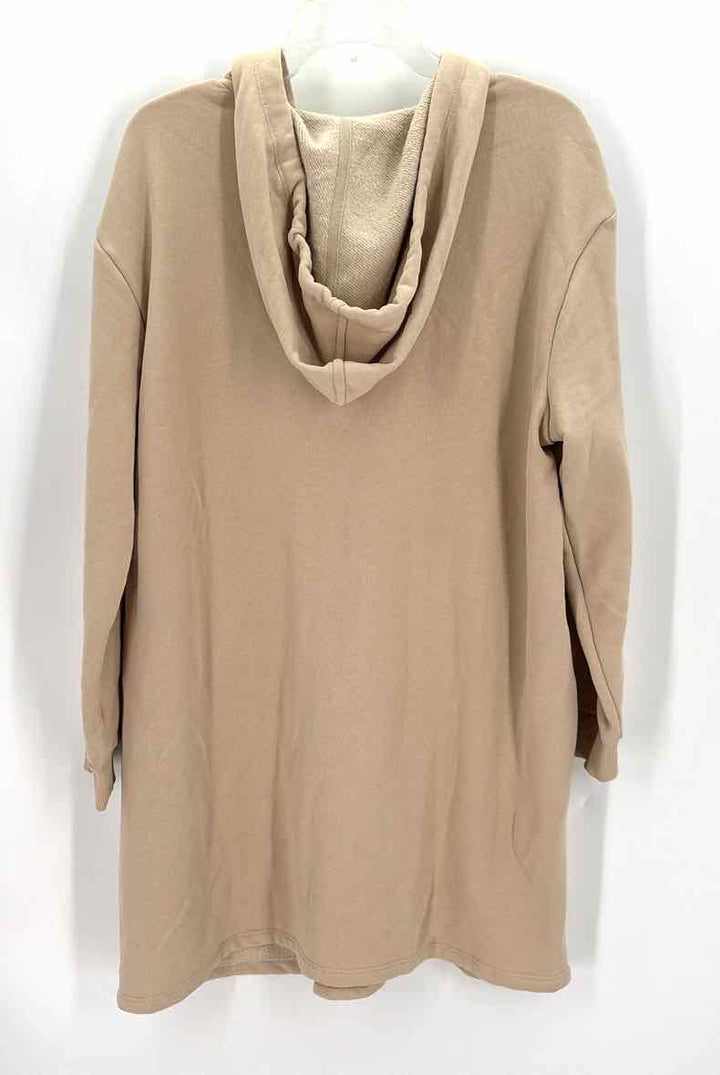Size L UNIVERSAL STANDARD Beige Shirt