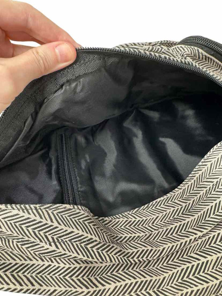 KAVU Purse