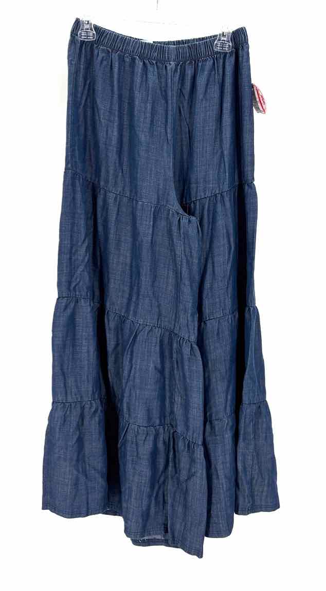 Size M Navy Chambray Pants