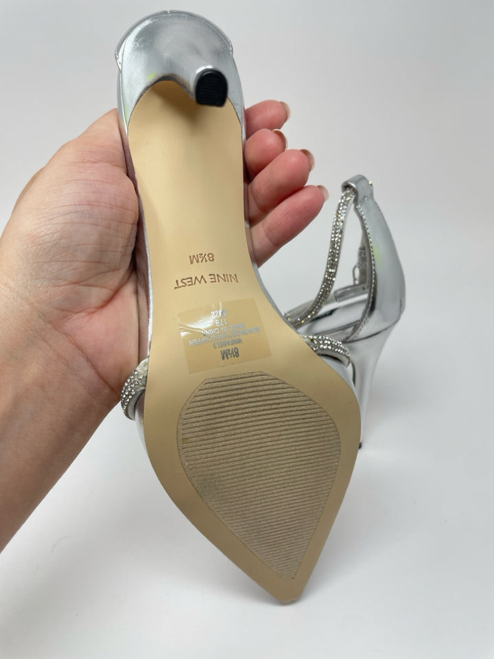Shoe Size 8.5 Nine West Silver Pumps