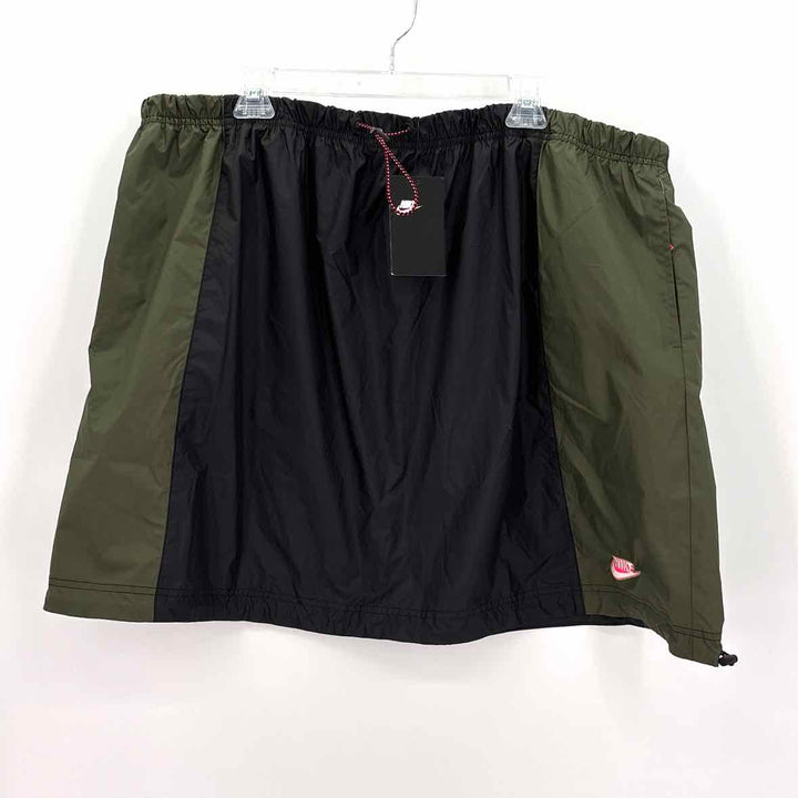 Size 2X Nike Black Nylon Shorts