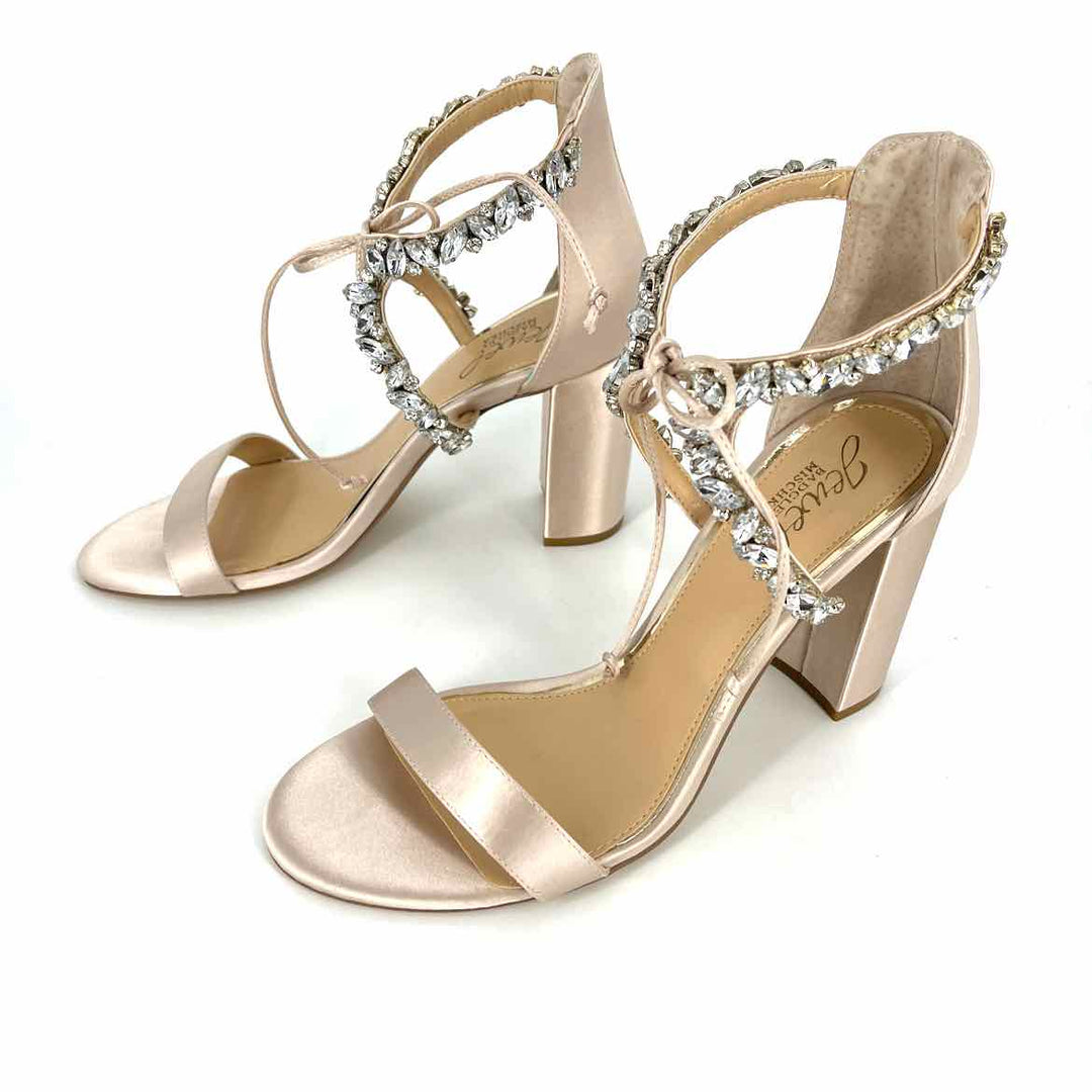 Shoe Size 7.5 Badgley Mischka Champagne Satin Luxury - Sandals