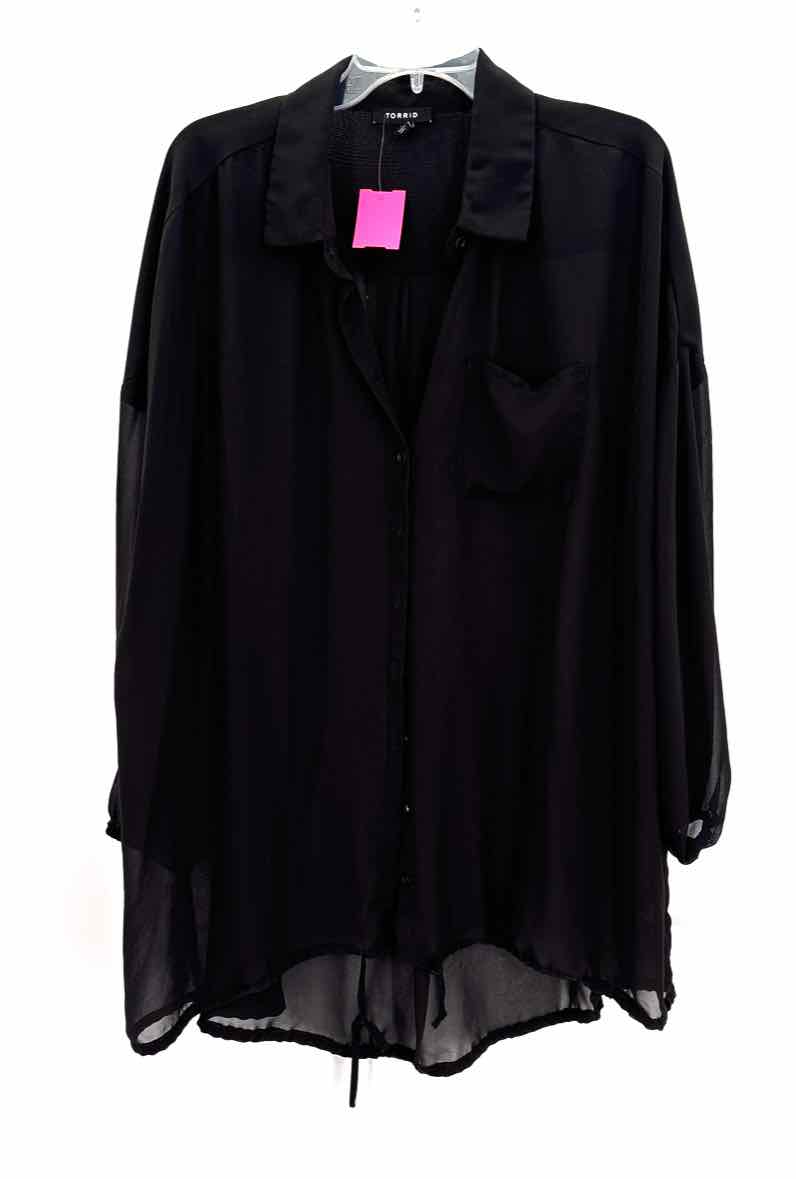Size 1 Torrid Black Shirt