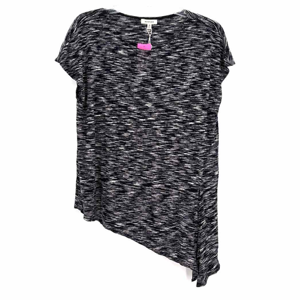 Size M MAX STUDIO Black Shirt