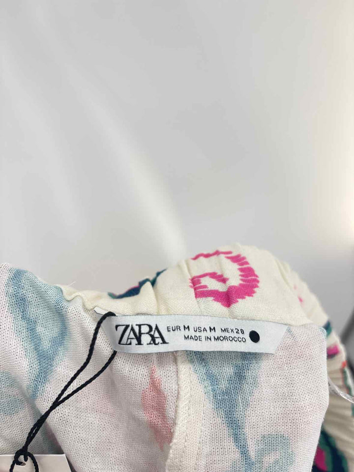 Size M ZARA White Shorts
