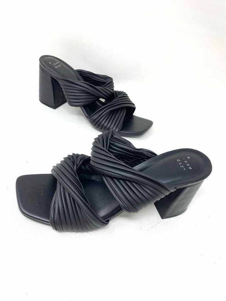 Shoe Size 11 A NEW DAY Black Sandals