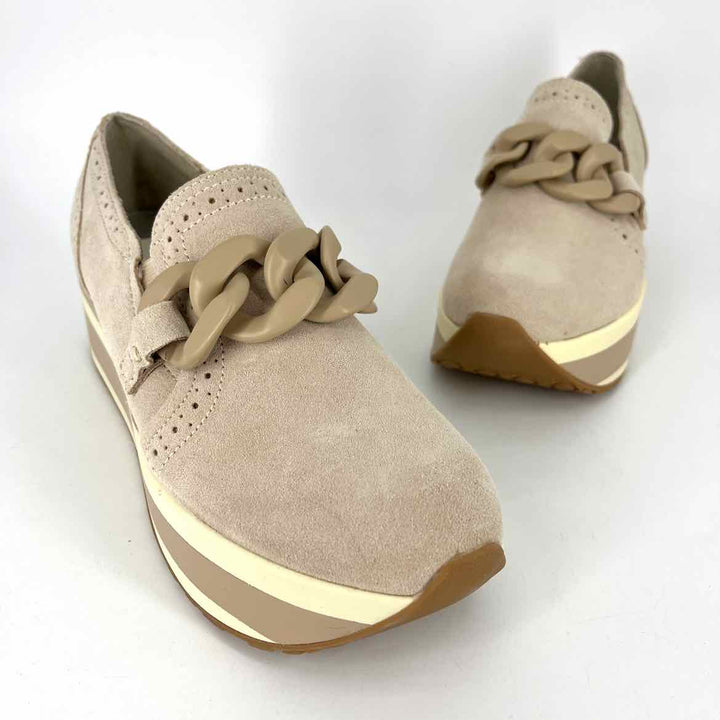 Shoe Size 6 Dolce Vita Tan Flats