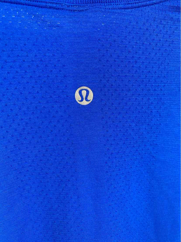 Size M Lululemon Blue Shirt