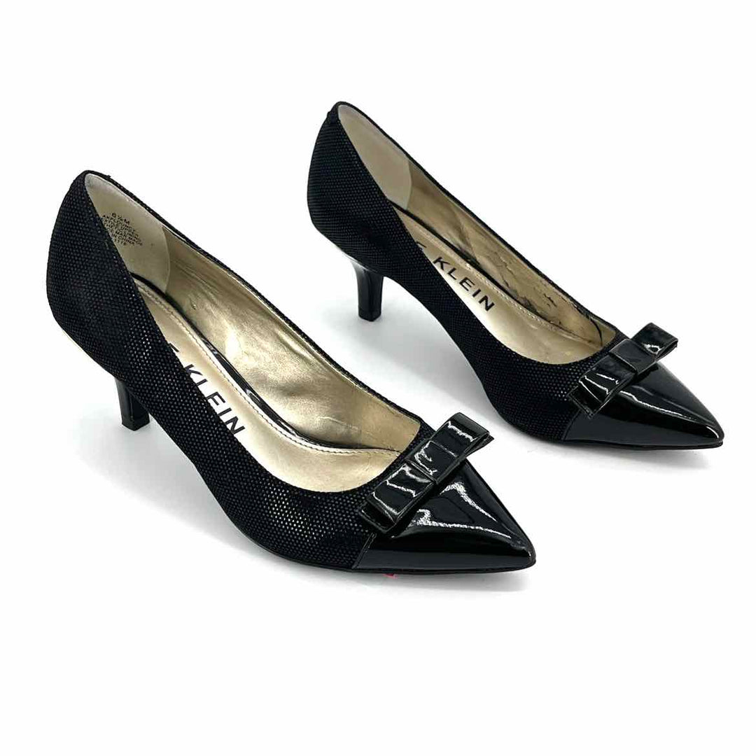 Shoe Size 6.5 Anne Klein Black Pumps
