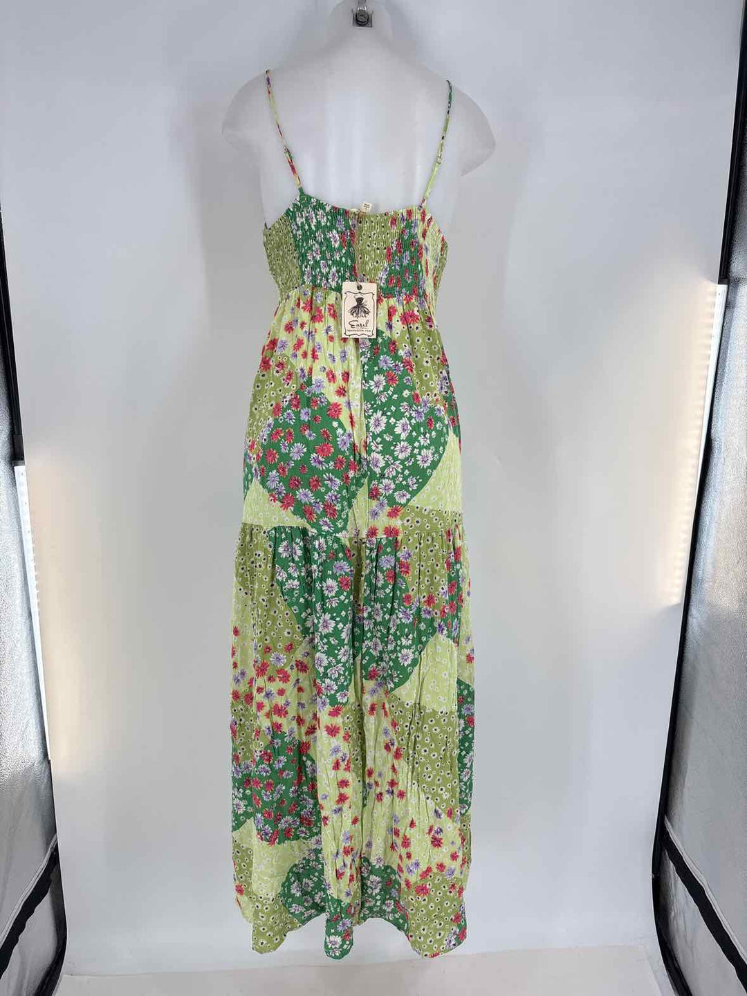 Size L EASEL Green Dress