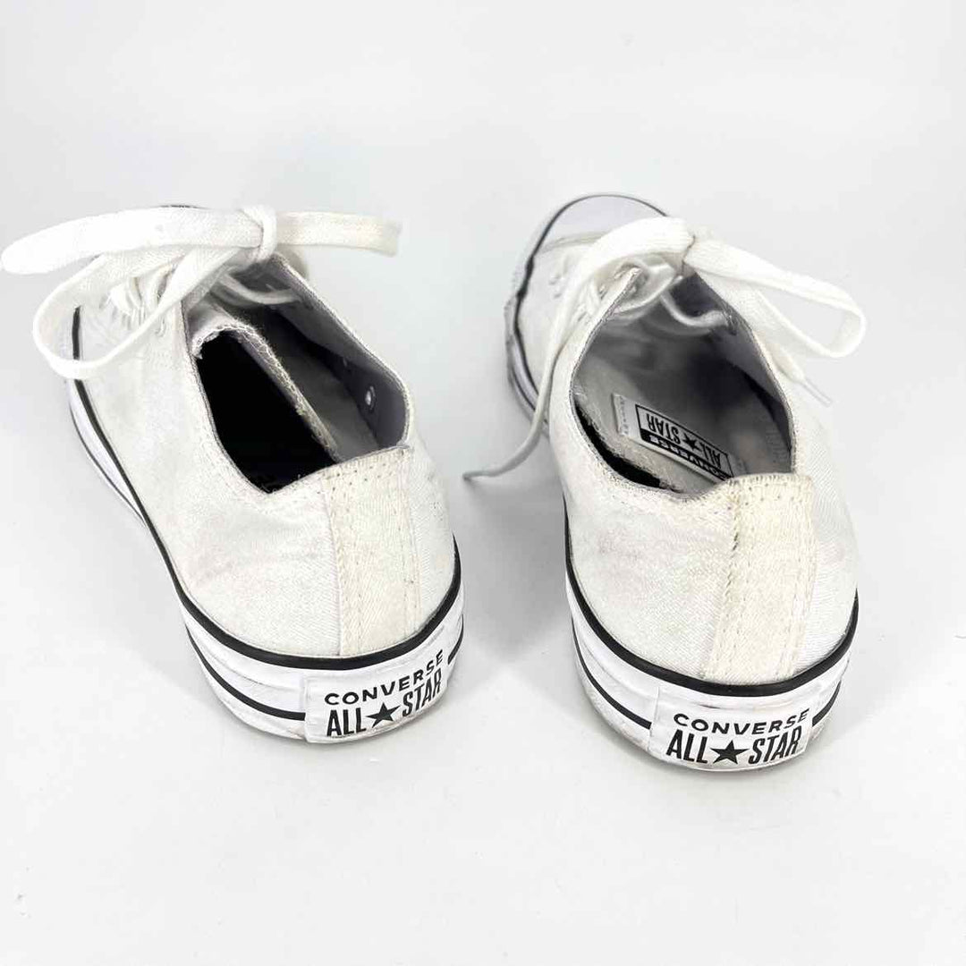 Shoe Size 8 Converse White Canvas Sneakers
