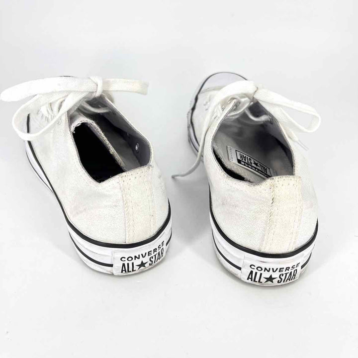 Shoe Size 8 Converse White Canvas Sneakers