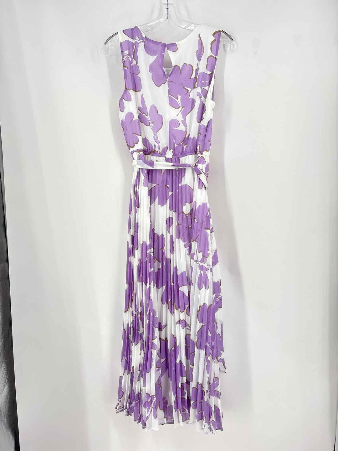 Size 12 Sandra Darren Purple Print Dress