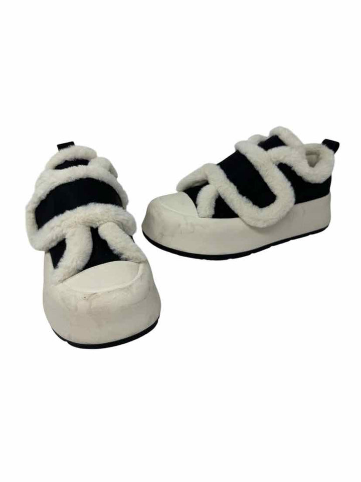 Shoe Size 38 Ivory Flats