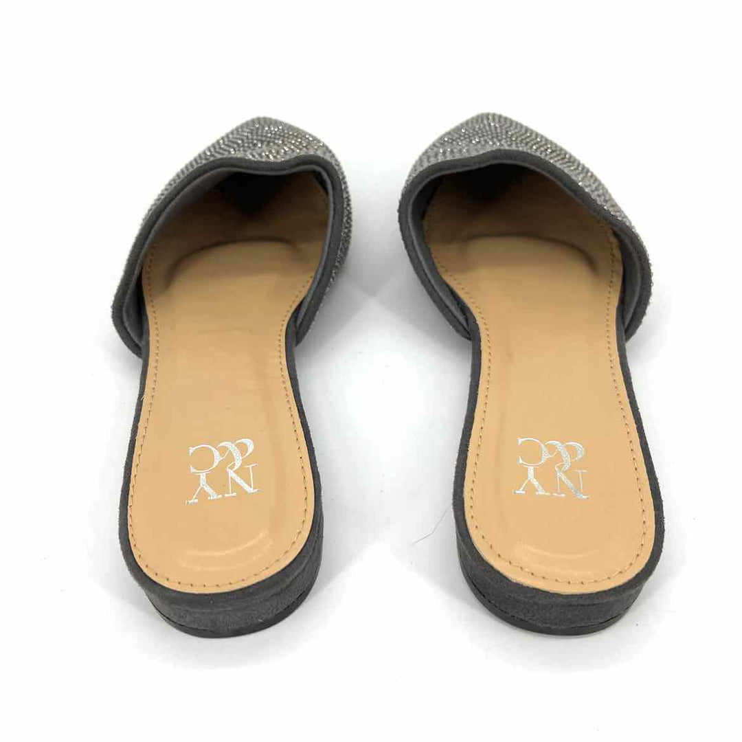 Shoe Size 6 NY & CO Gray Flats
