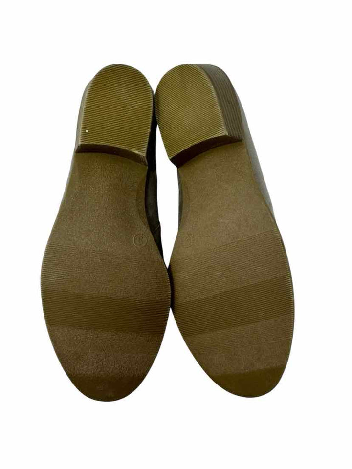 Shoe Size 9 GAP Tan Boots