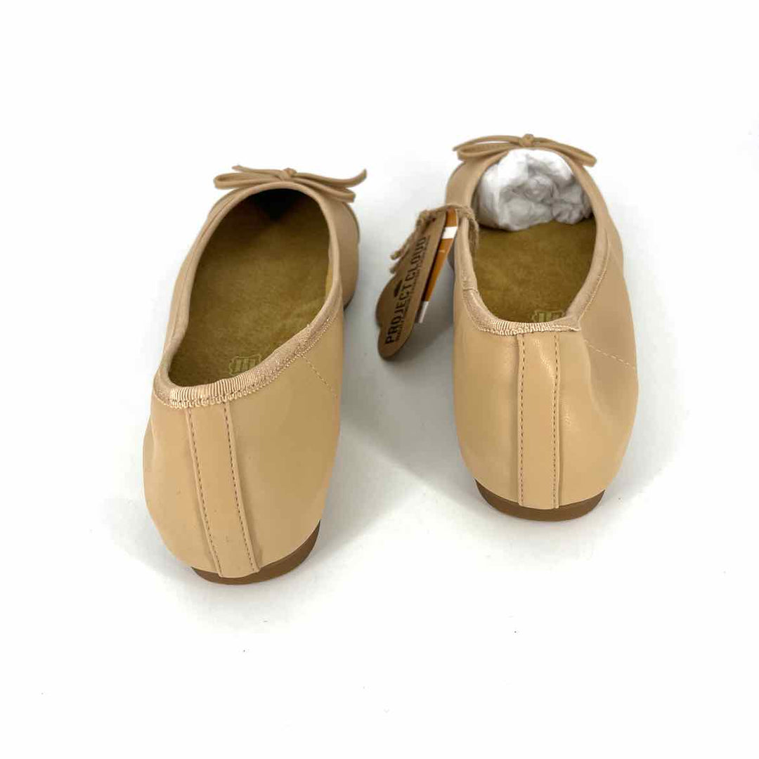 Shoe Size 8.5 Tan Leather Flats
