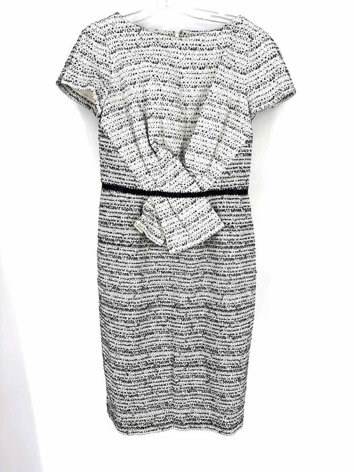 Size 10 CAROLINA HERRERA Black Luxury - Dress