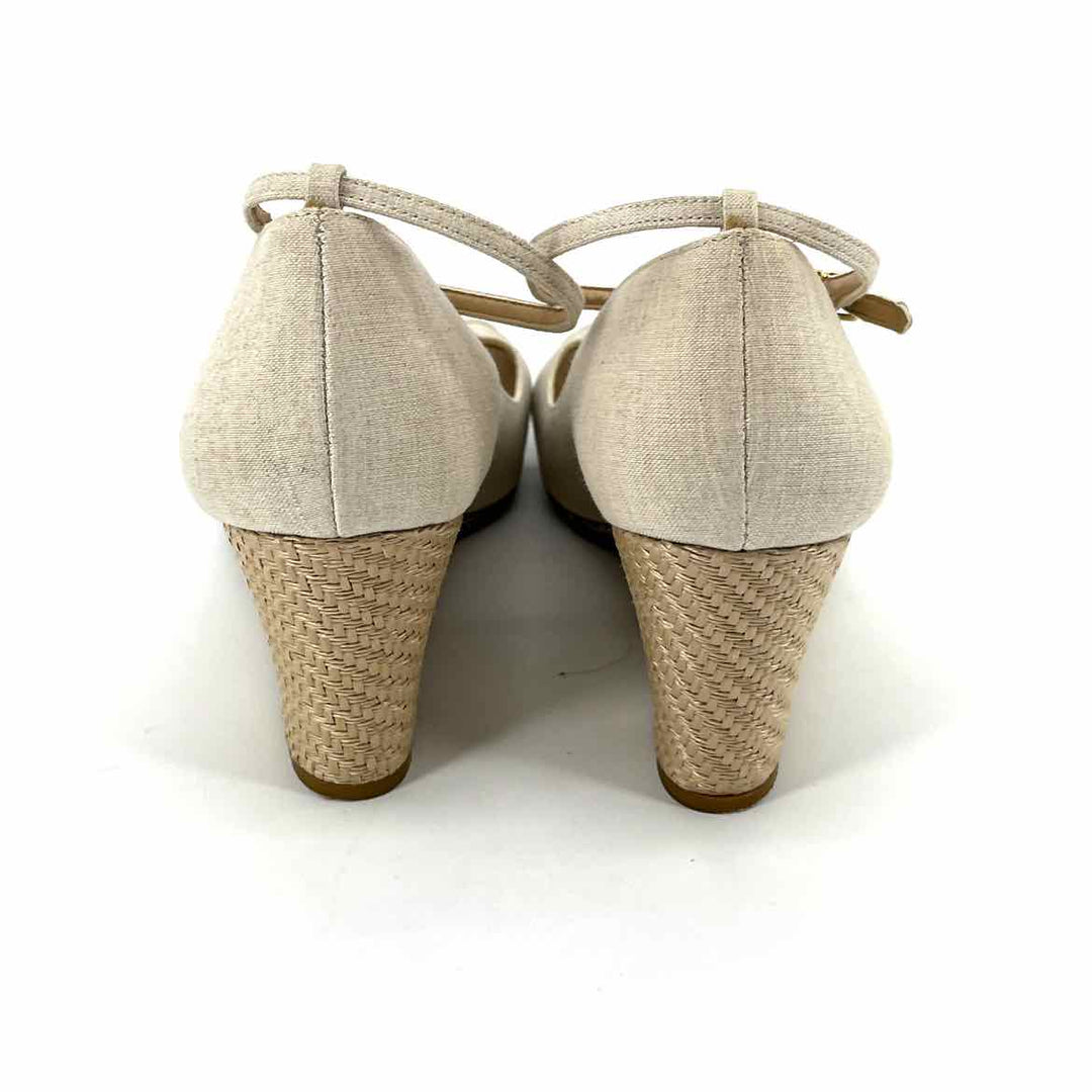 Shoe Size 8 LOFT Cream Wedge