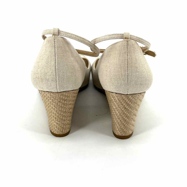 Shoe Size 8 LOFT Cream Wedge