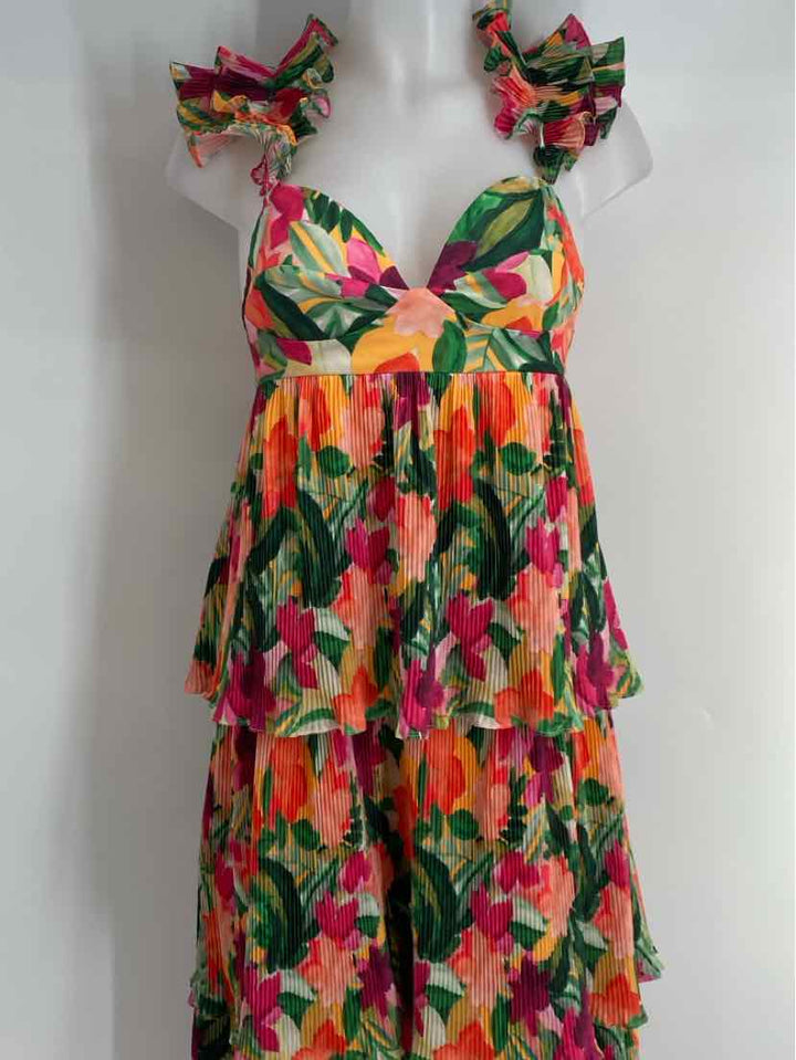Size M Multi-Color Dress