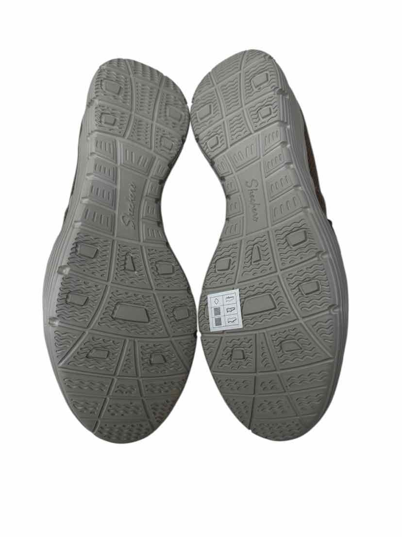 Shoe Size 8.5 Sketchers Tan Flats