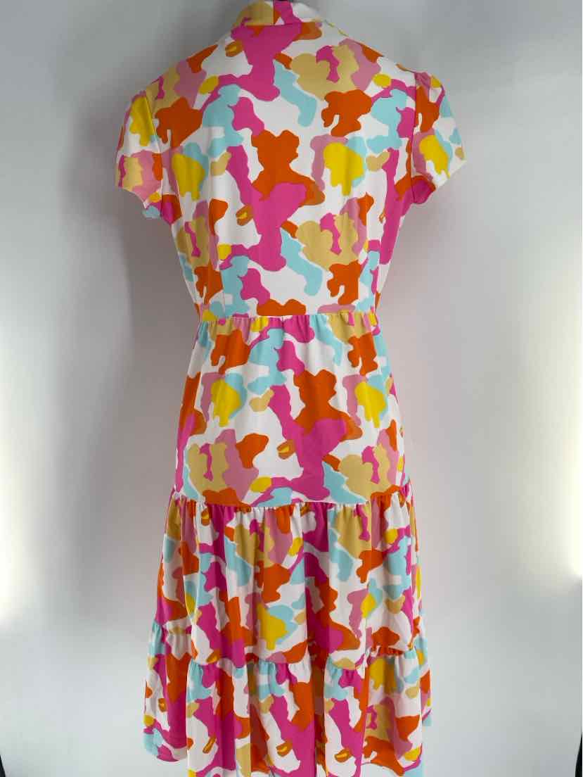 Size M JUDE CONNELYY Fuschia Dress