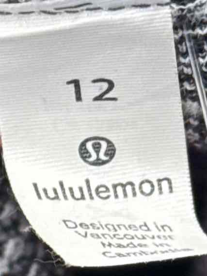 Size 12 Lululemon Black/White Shirt