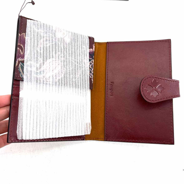 PATRICIA NASH Wallet