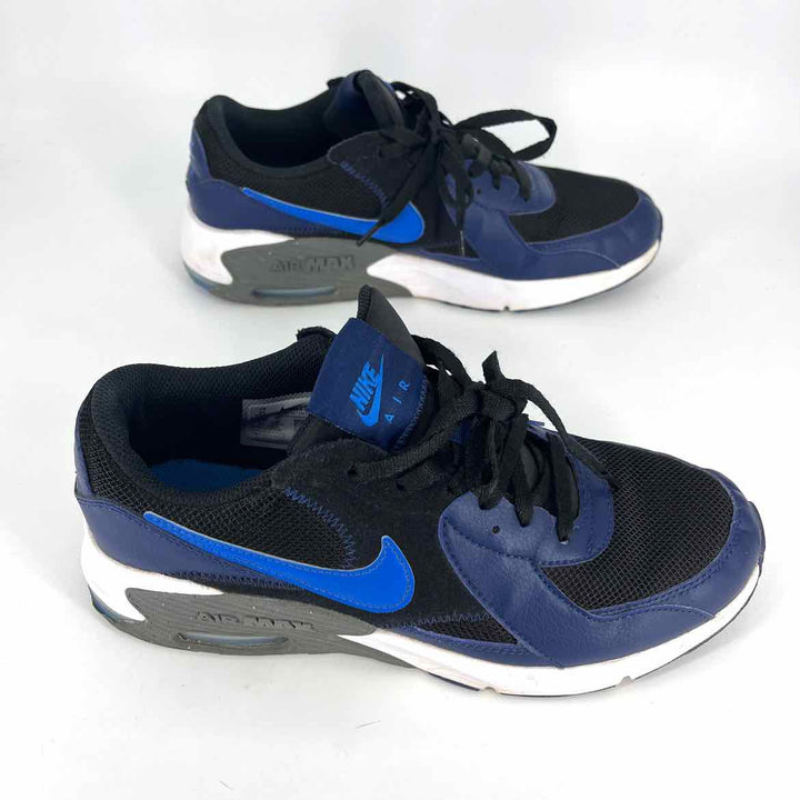Shoe Size 40 Nike Navy Leather Knit Sneakers