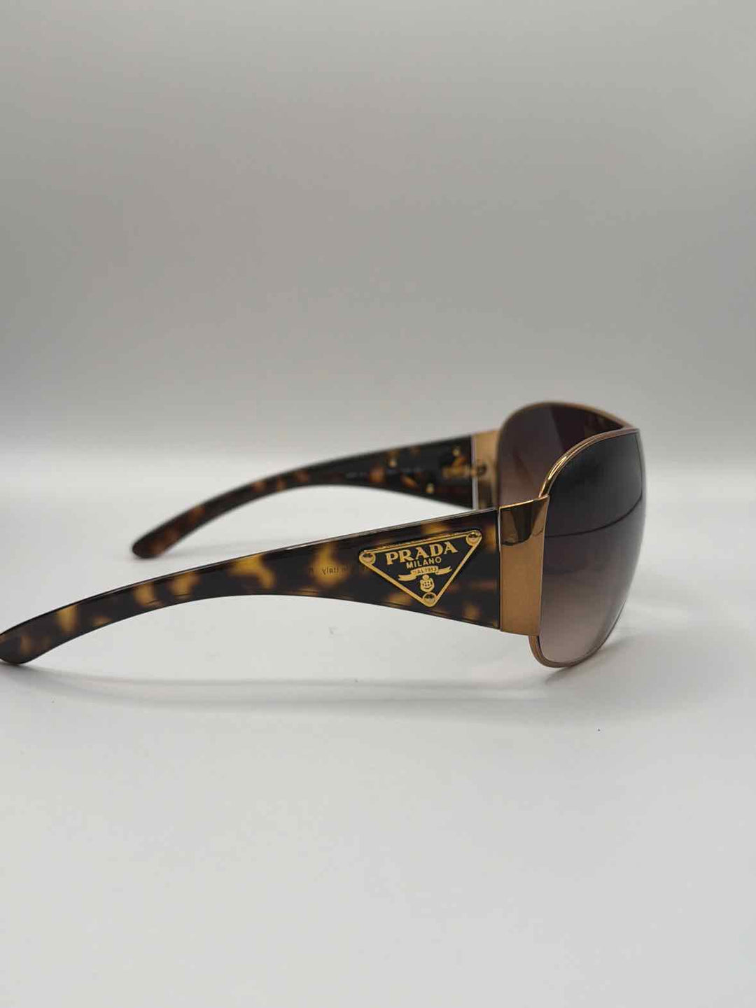 PRADA Luxury - Sunglasses