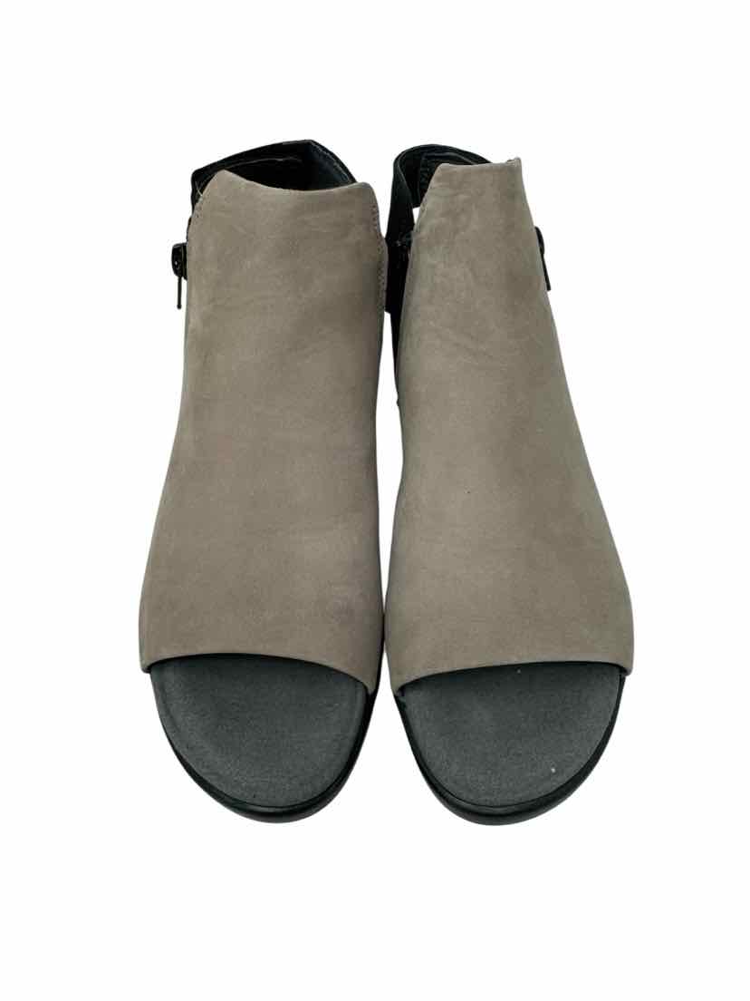 Shoe Size 38 NAOT Black Boots